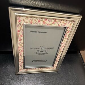 Towle Silver-Plated 5x7 Floral Accent Picture Frame, Pink and White
